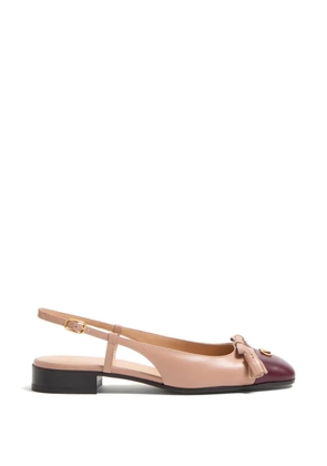 Valentino Garavani Valet Du Roi Kid slingback pumps - Neutrals