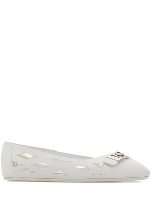 Ferragamo leather ballerina shoes - White