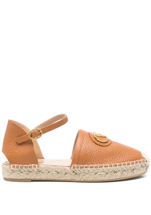 Valentino Garavani logo-plaque espadrilles - Neutrals