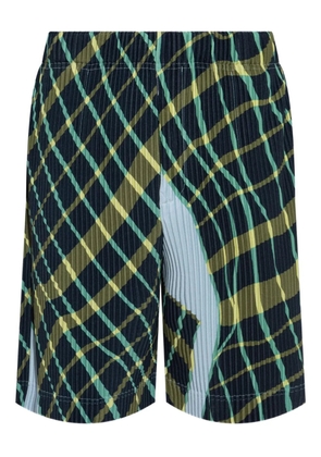 Homme Plissé Issey Miyake Windswept Plaid shorts - Blue