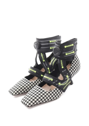 Christian Dior Pre-Owned 2010s x Roger Vivier houndstooth-pattern pumps - White