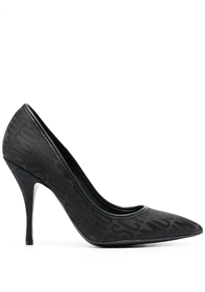 Moschino logo-pattern stiletto pumps - Black