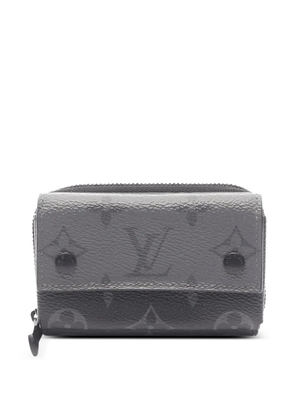 Louis Vuitton Pre-Owned 2021 Monogram zip coin purse - Grey