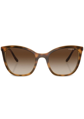 Vogue Eyewear cat-eye frame sunglasses - Brown