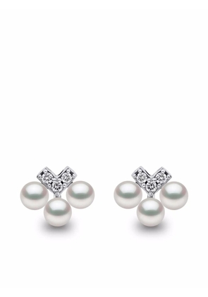 Yoko London 18kt white gold Sleek Akoya pearl diamond stud earrings - Silver