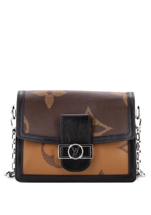 Louis Vuitton Pre-Owned Dauphine Shoulder Bag Reverse Monogram Giant MM crossbody bag - Brown