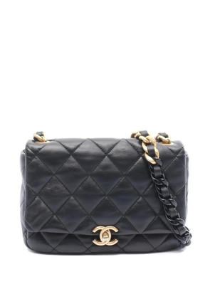 CHANEL Pre-Owned 2021 small Matelasse flap chain shoulder bag - Black