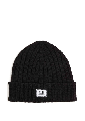 C.P. Company ribbed logo beanie hat - Black