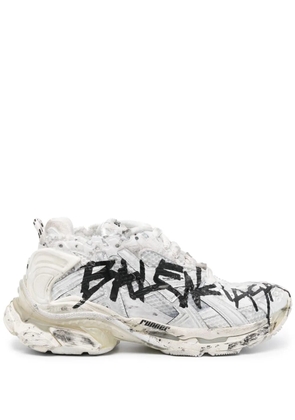 Balenciaga Runner Graffiti sneakers - White