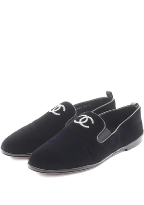 CHANEL Pre-Owned 1986-1988 Coco-mark slip-on loafers - Black