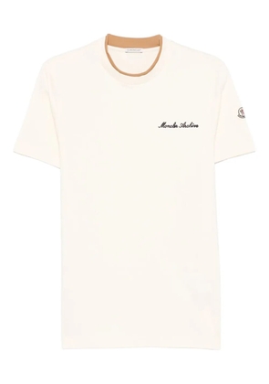 Moncler embroidered T-shirt - Neutrals