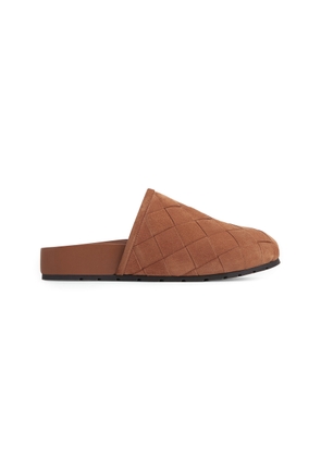 Bottega Veneta Reggie Intrecciato Suede Clogs - Moda Operandi