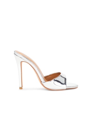 superdown Tori Heel in Metallic Silver. Size 7. Also in 8, 9.