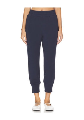 Varley The Slim Cuff Pant in Navy. Size L. Also in S, XL.