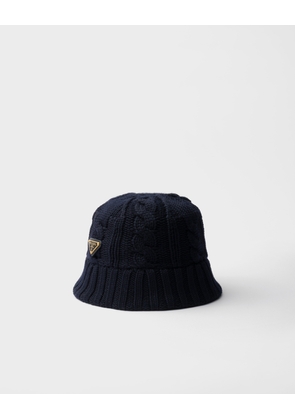 Wool bucket hat