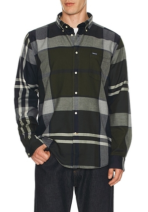 Barbour Dunoon Tartan Tailored Shirt in Fernwood Tartan - Olive,Navy. Size L (also in M, S, XL/1X).