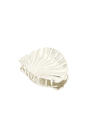 Jordan Road Seashell Hair Clip in Silver - Metallic Silver. Size all.