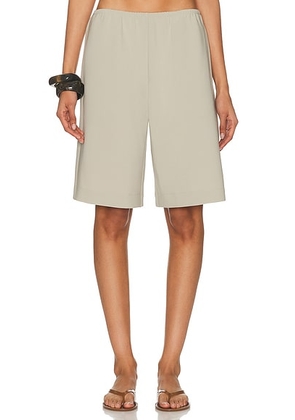 LESET Arielle City Short in Khaki - Olive. Size L (also in ).