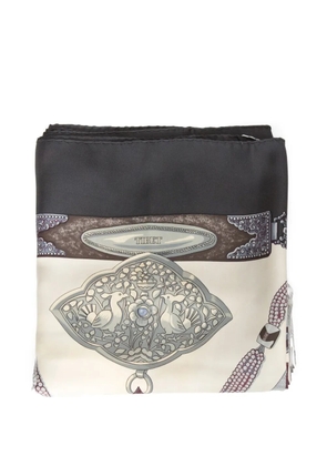 Hermès Pre-Owned 1999 Tibet-print silk scarf - Black