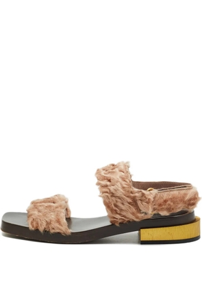 Gucci Pre-Owned faux-fur slingback sandals - Neutrals