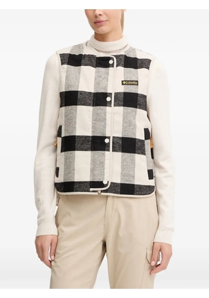 Columbia Cascades™ reversible checked vest - White