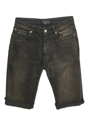Balenciaga Pre-Owned faded denim shorts - Grey