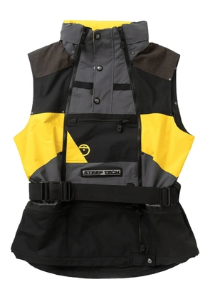 The North Face Steep Tech Apogee belted vest - Black