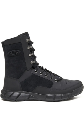 Oakley Coyote LX 'Blackout' hiking boots