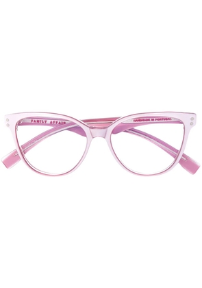 Family Affair cat eye glasses - Pink