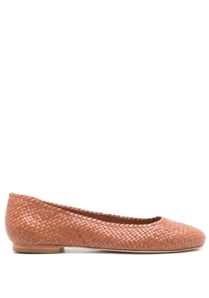 Sarah Chofakian Orly woven ballerina shoes - Brown
