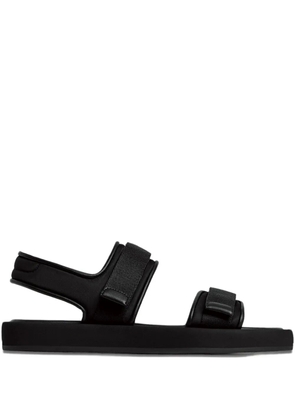 12 STOREEZ touch-strap sandals - Black