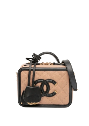 CHANEL Pre-Owned 2018-2019 Small Caviar CC Filigree Vanity Case satchel - Brown