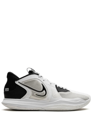 Nike Kyrie 5 Low 'White Wolf Grey Black' sneakers