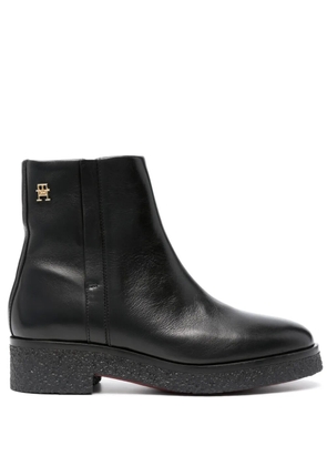 Tommy Hilfiger logo-plaque leather ankle boots - Black