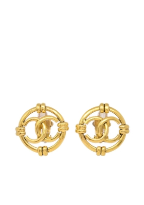 CHANEL Pre-Owned 1994 CC cut-out clip-on earrings - Gold