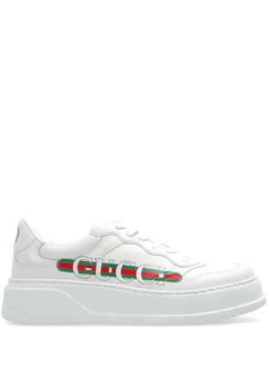 Gucci logo-print sneakers - White