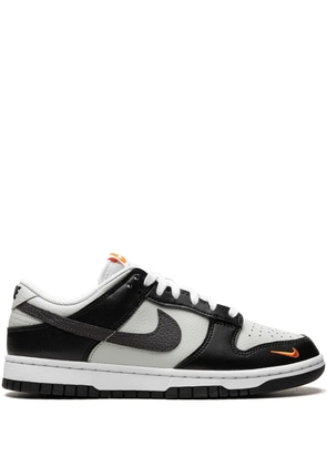 Nike Dunk Low 'Black/Total Orange' sneakers