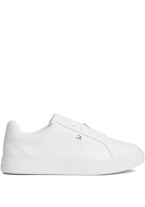 Tommy Hilfiger logo-plaque sneakers - White
