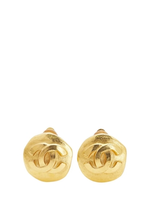 CHANEL Pre-Owned 1995 Gold Plated CC Round Clip-on Earrings costume earrings