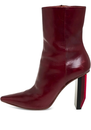 VETEMENTS pre-owned 100mm pointed-toe boots - Red