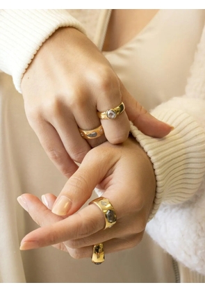 NIMO WITH LOVE 18K yellow gold Rustic diamond ring