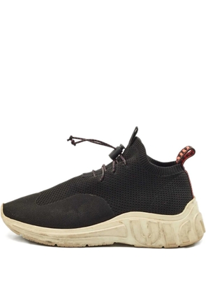 Miu Miu Pre-Owned knitted lace-up sneakers - Black