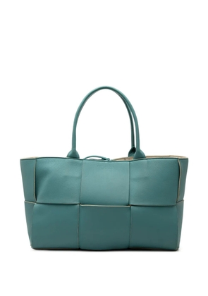 Bottega Veneta Pre-Owned 2012-2025 Medium Nappa Maxi Intrecciato Arco tote bag - Blue