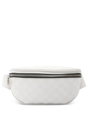 Louis Vuitton Pre-Owned 2019 Damier Infini canvas bum bag - White