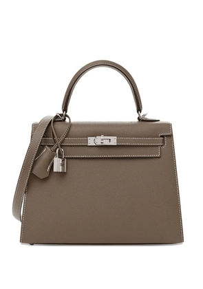 Hermès Pre-Owned 2024 Kelly 28 Sellier Epsom palladium-hardware handbag - Brown
