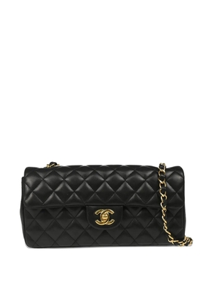 CHANEL Pre-Owned 2010 East West shoulder bag - Black