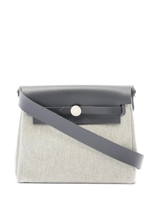 Hermès Pre-Owned 2024 Military Toile and Vache Hunter Herbag Zip 20 crossbody bag - Brown