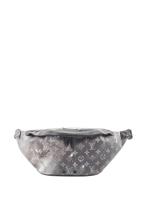 Louis Vuitton Pre-Owned 2018 Galaxy Discovery monogram belt bag - Grey