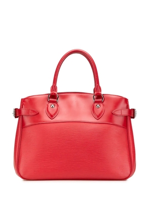 Louis Vuitton Pre-Owned 2006 Epi Passy PM handbag - Red