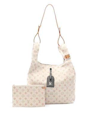 Louis Vuitton Pre-Owned 2010s Atlantis GM Monogram shoulder bag - White
